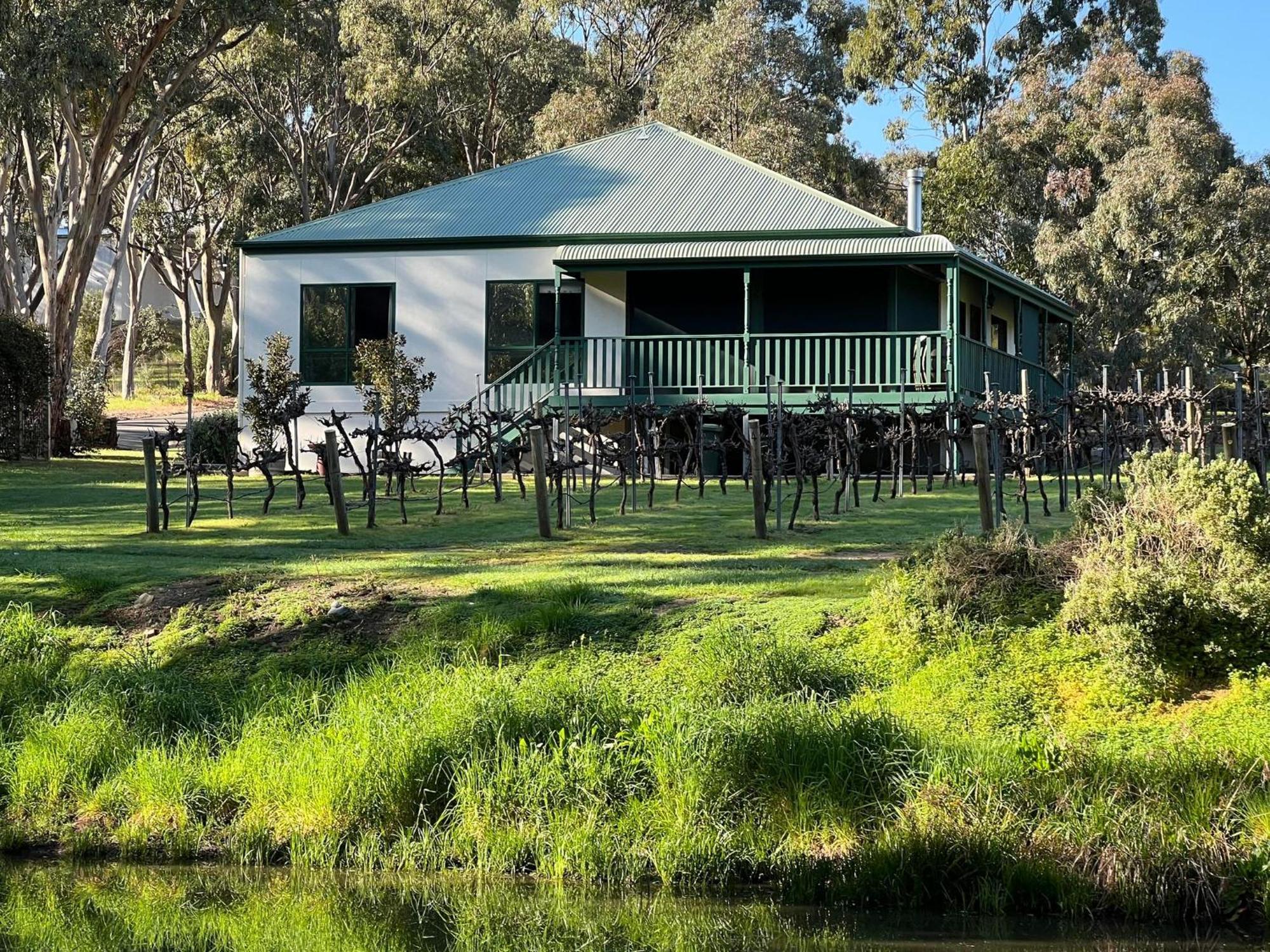 St Helen'S Cottages Clare Exteriör bild